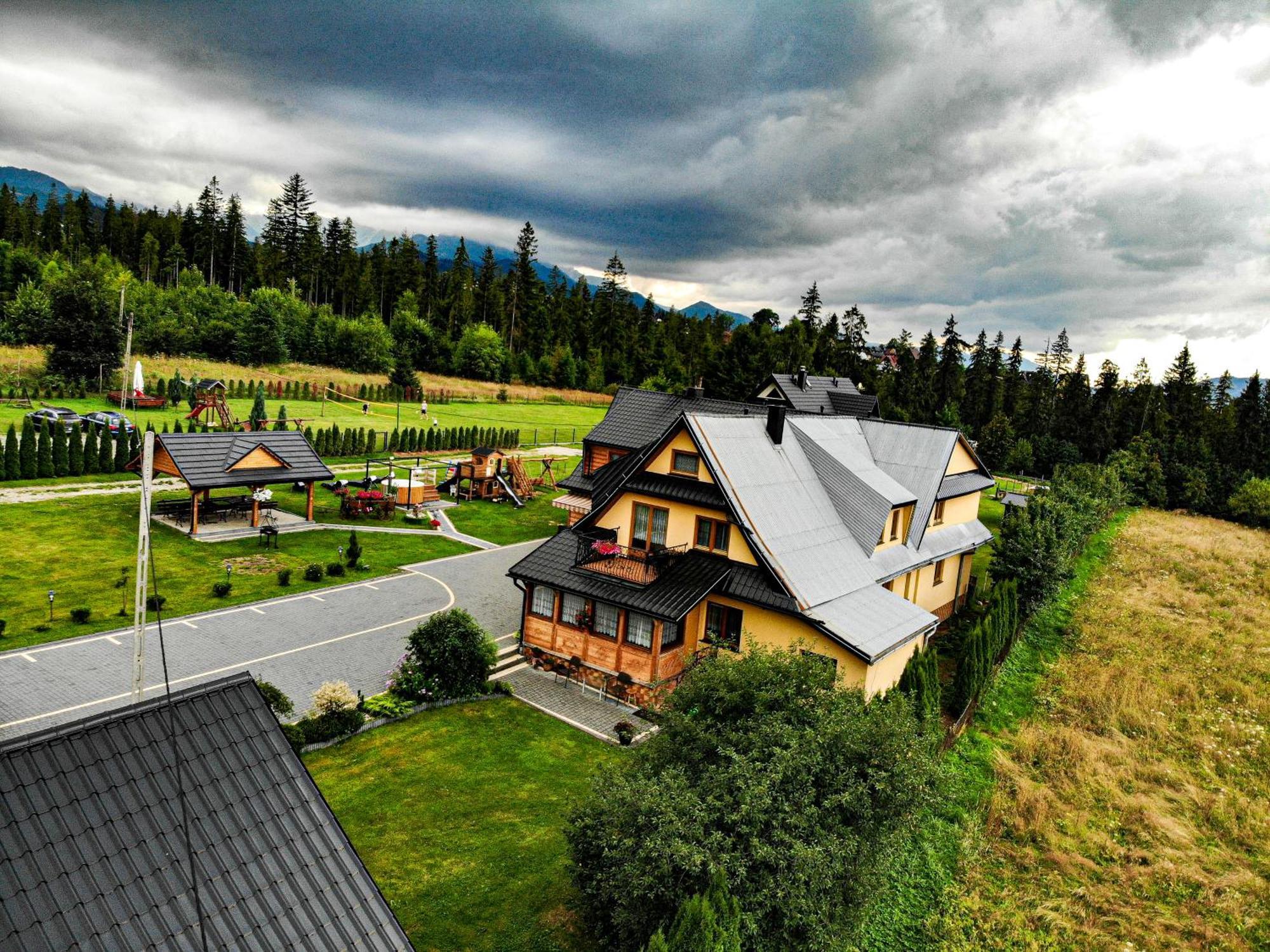 Gosciniec Kukulka Z Jacuzzi Bed & Breakfast Zakopane Bagian luar foto